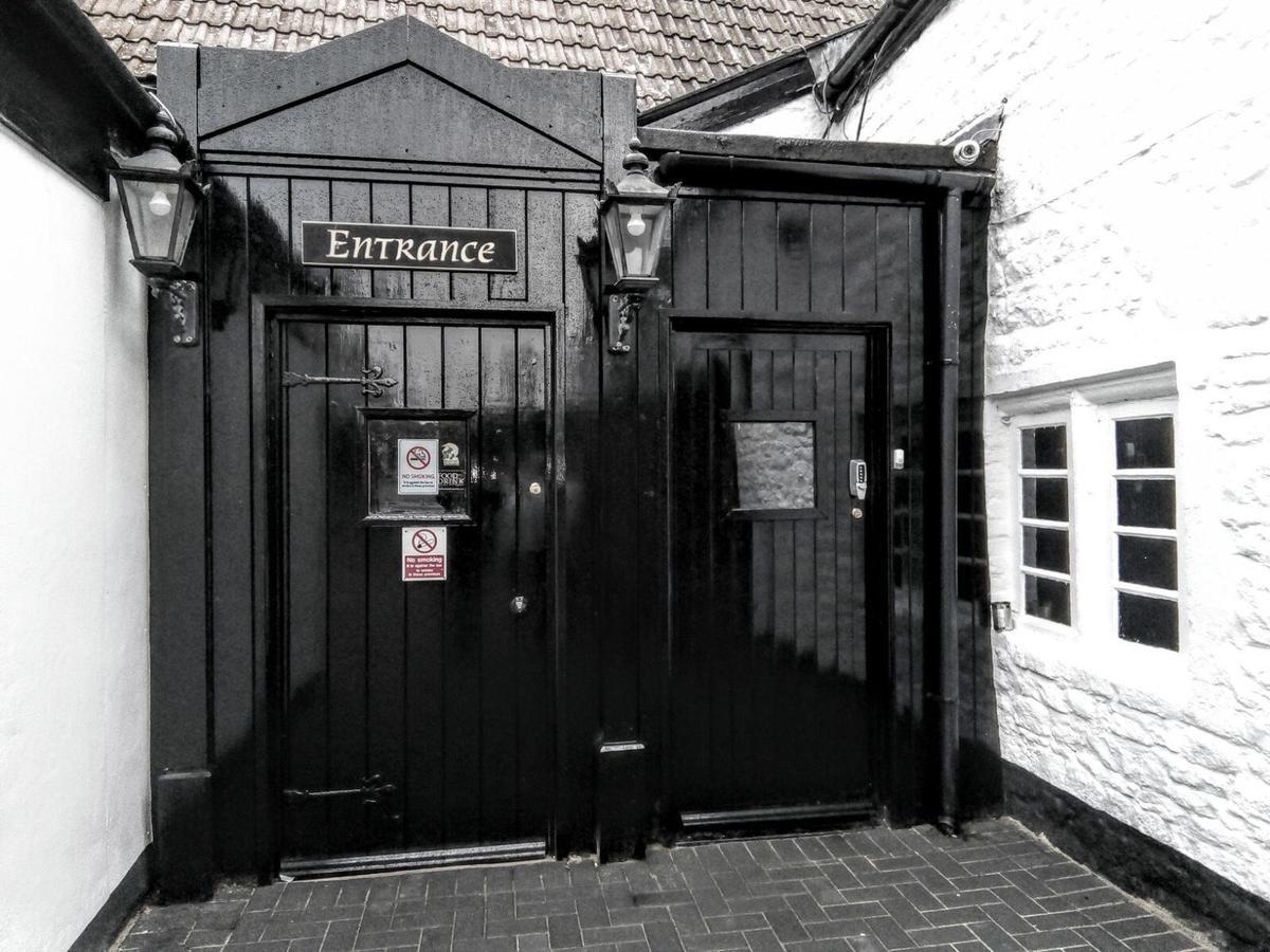 The George & Dragon Alojamento de Acomodação e Pequeno-almoço Felton (Somerset)
